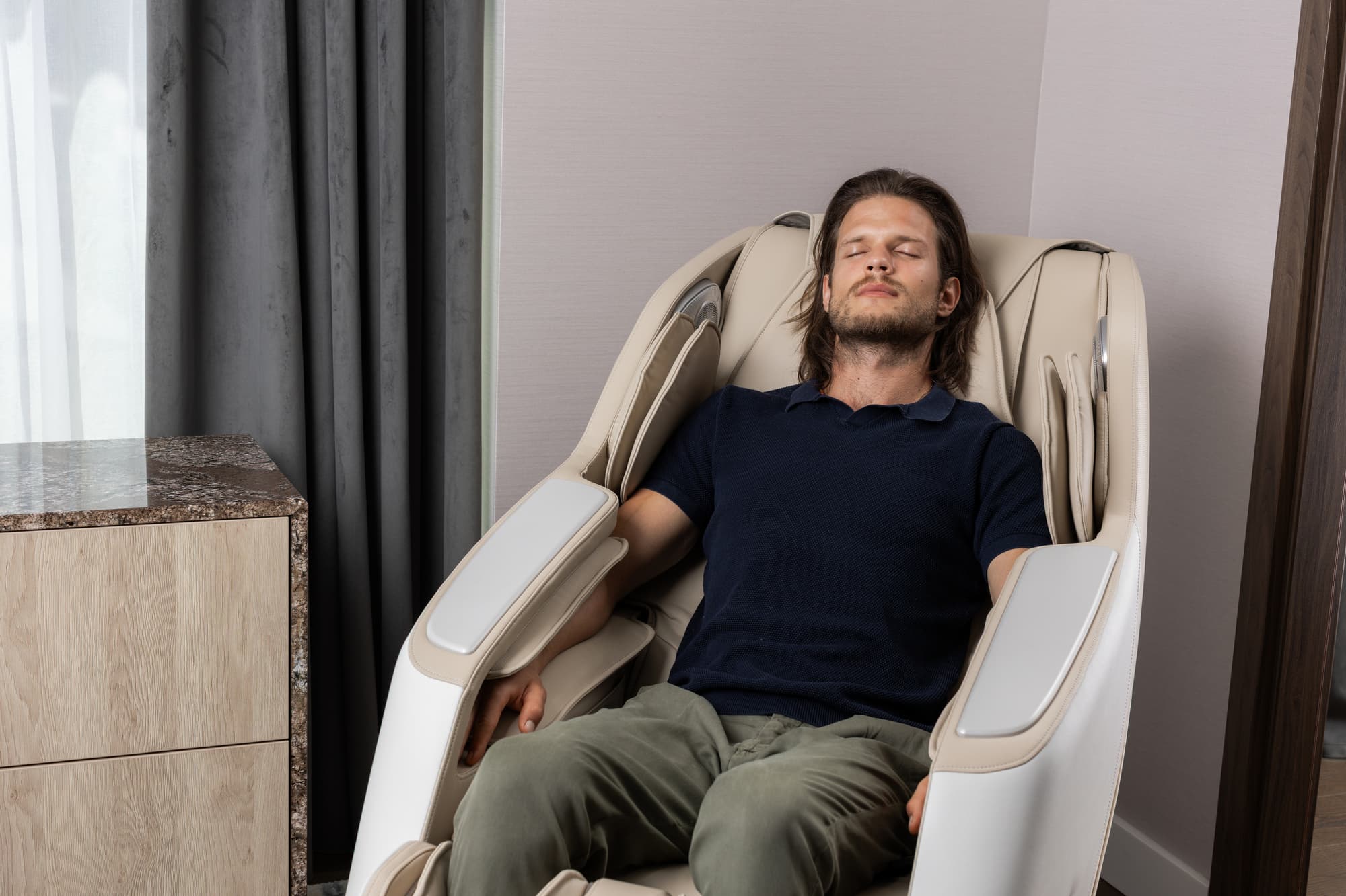 Zero Gravity - Schwerelosigkeitsposition